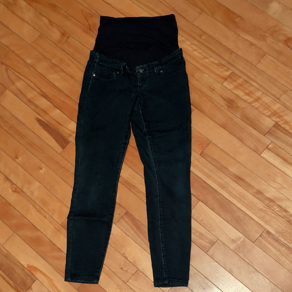 2/15$ 🤰Thyme Maternity Skinny Jeans in Dark Wash with Black Stretch Panel